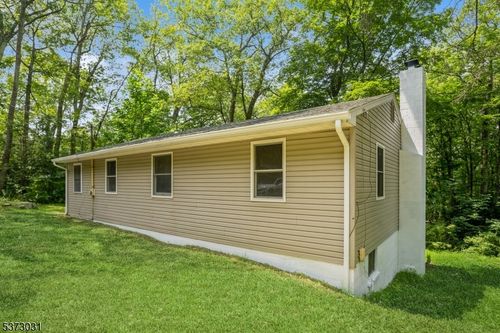 13 Cliffside Ter, Sussex, NJ, 07461-4807 | Card Image