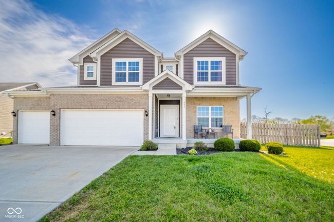 large corner lot, no neighbors behind | Image 47