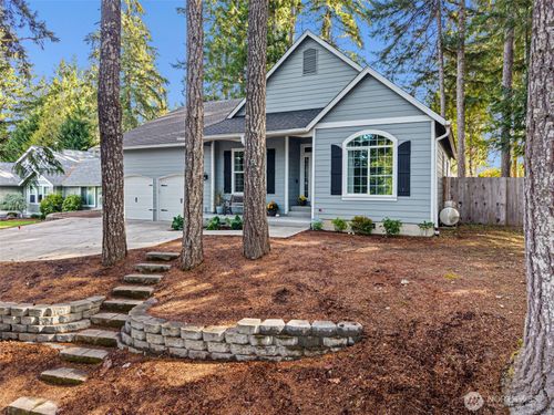 161 E Lake Forest Dr, Allyn, WA, 98524-8799 | Card Image
