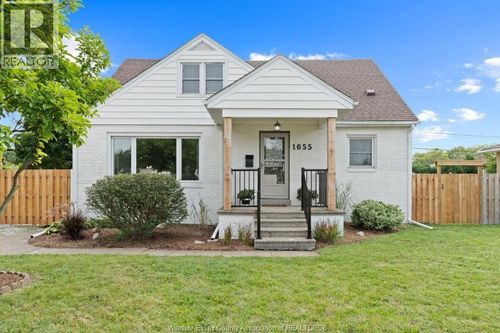 1655 Partington Ave, Windsor, ON, N9B2P9 | Card Image