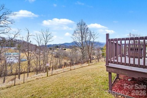 170 Styles Rd, Burnsville, NC, 28714-8437 | Card Image
