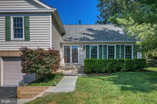 26 Lily Pond Ct, ROCKVILLE, MD, 20852-4230 | Card Image