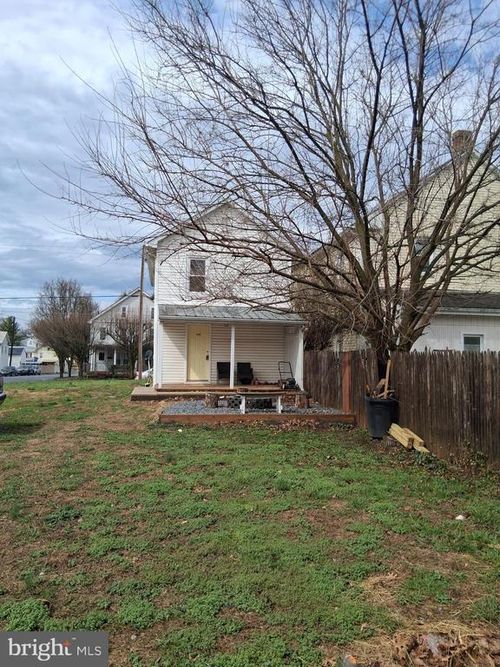 532 &amp; 530 Virginia Avenue, MARTINSBURG, WV, 25401 | Card Image