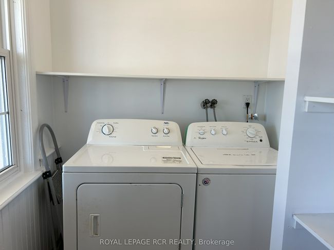 B - 5997 5 Th Line, House other with 2 bedrooms, 1 bathrooms and 2 parking in Egbert ON | Image 4