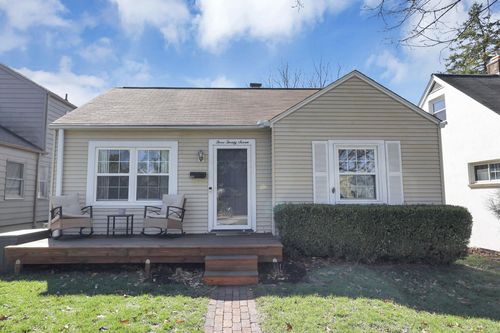 327 E Jeffrey Pl, Columbus, OH, 43214-1713 | Card Image