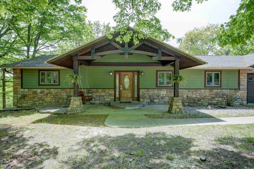 69 Jackson Ridge Rd, Eureka Springs, AR, 72631-9508 | Card Image