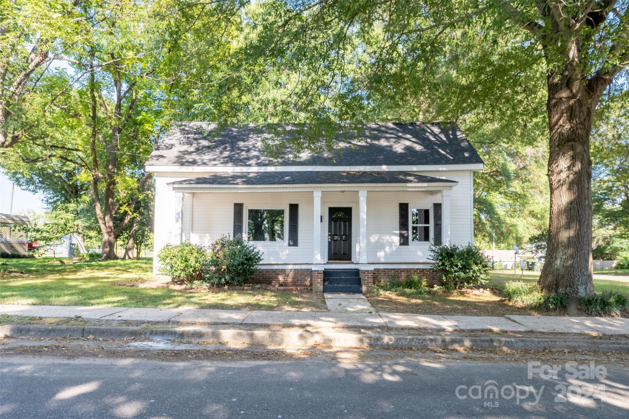 207 S Jacob Street, For Sale in Cherryville Zoocasa