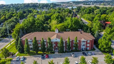 114 - 49 Jacobs Terr, Condo with 2 bedrooms, 2 bathrooms and 1 parking in Barrie ON | Image 1