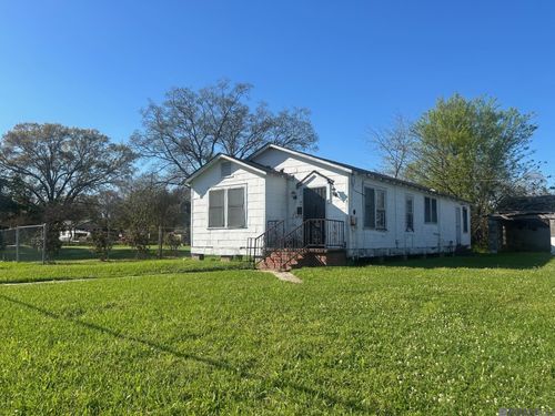3761 North St, Baton Rouge, LA, 70806-3266 | Card Image