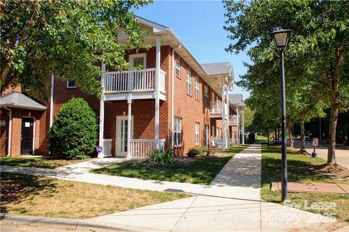 apt-7-917 Shearer St, Davidson, NC, 28036-7003 | Card Image