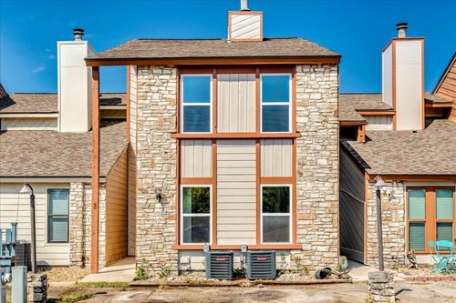 3 Cypress Fairway Vlg, Wimberley, TX, 78676-1974 | Card Image