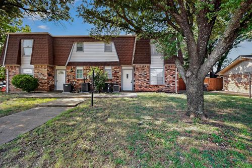 11348 Mccree Rd, Dallas, TX, 75238-3216 | Card Image