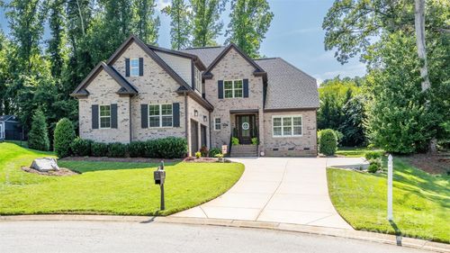 4017 Halyard Dr, Denver, NC, 28037-8788 | Card Image