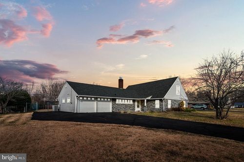 169 Forsythia Dr N, LEVITTOWN, PA, 19056-1935 | Card Image