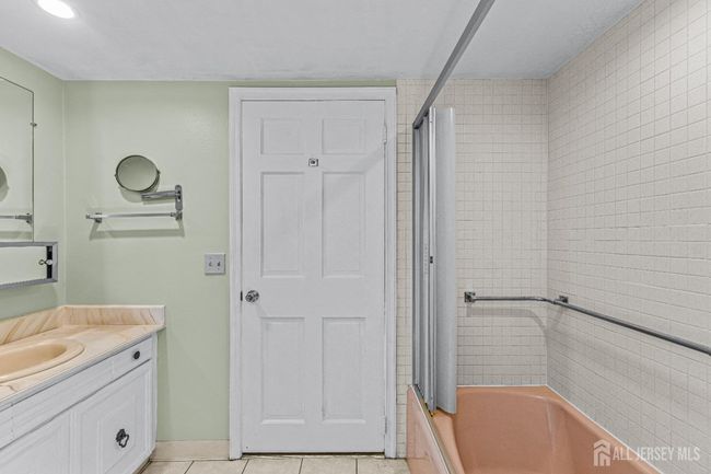 0 - 19 Rossmoor Dr, Home with 2 bedrooms, 1 bathrooms and null parking in Monroe NJ | Image 8