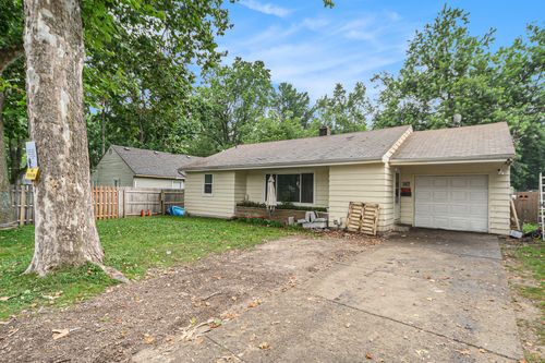 1013 Chrysler St, Kalamazoo, MI, 49048-2235 | Card Image