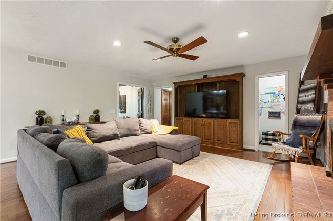 800 Yankee Way Sw, Home with 4 bedrooms, 4 bathrooms and null parking in Corydon IN | Image 37