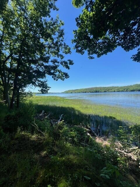 Fawn Ridge Ln, Litchfield, ME 04350
