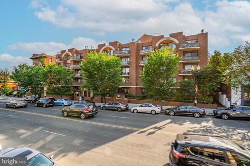 216-2320 Wisconsin Ave Nw, WASHINGTON, DC, 20007-1863 | Card Image