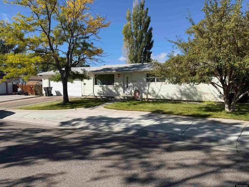 710 Central St, Rock Springs, WY, 82901-4700 | Card Image