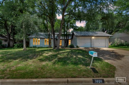 3808 Oak Creek Dr, Austin, TX, 78727-2916 | Card Image