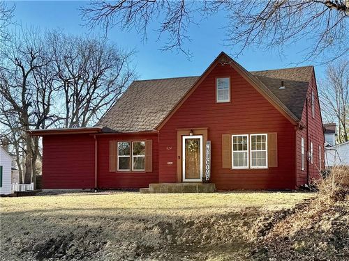 924 3rd St, Maryville, MO, 64468-2028 | Card Image