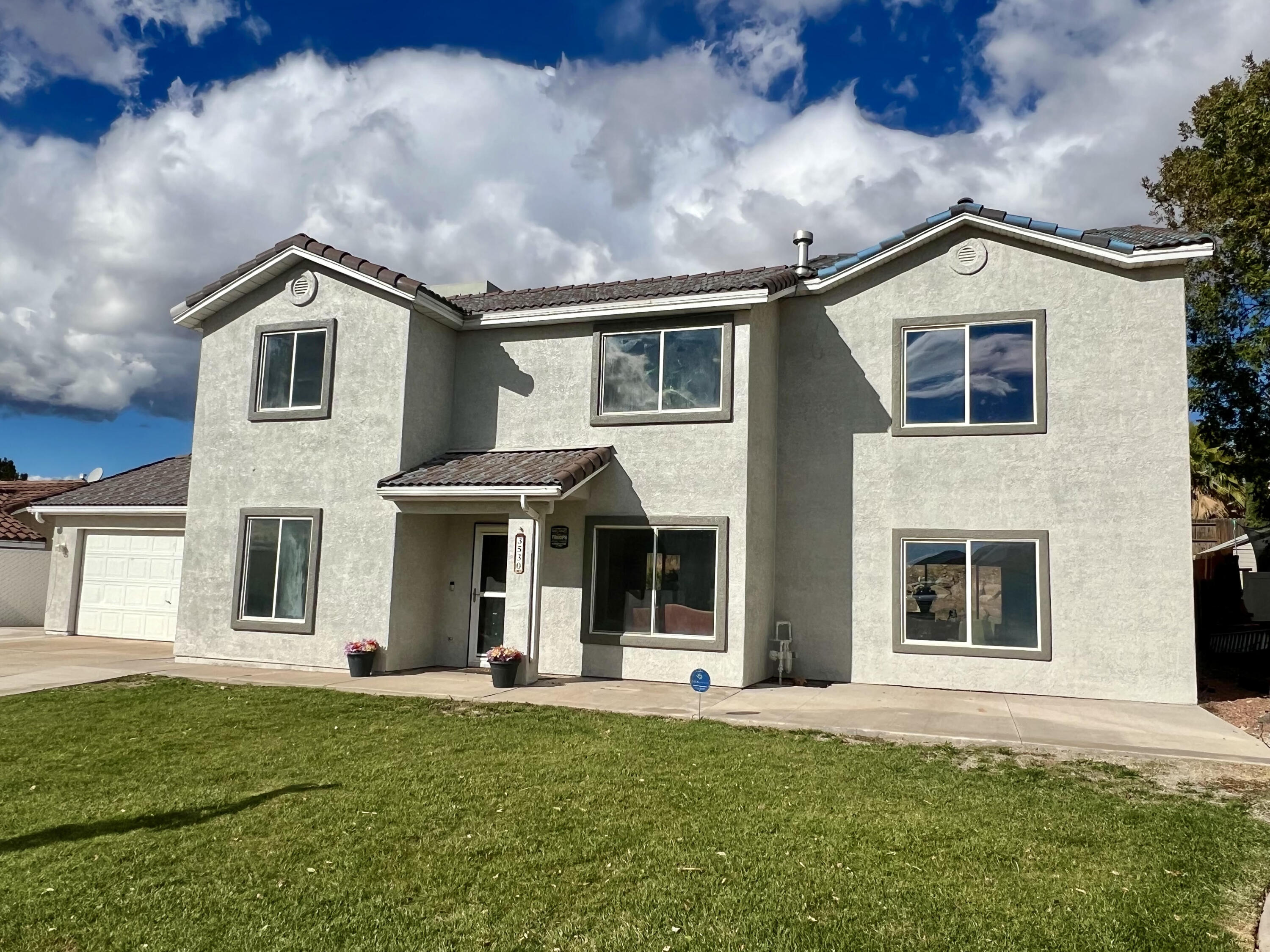 290 , Hurricane, UT 84737