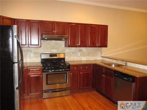 201-547 547 Sayre Ave Avenue, Perth Amboy, NJ, 08861 | Card Image