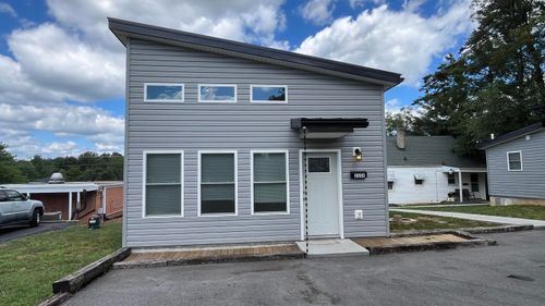 2558 Colonial Ave Sw, Roanoke, VA, 24015-3121 | Card Image