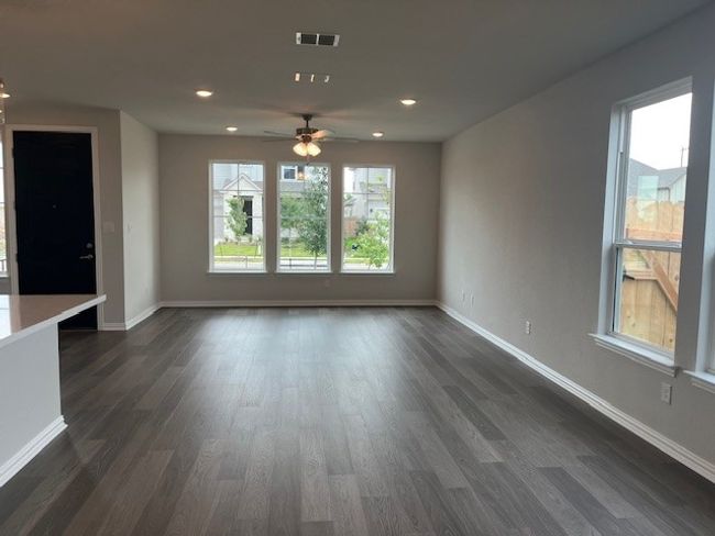 104 Greinhert Dr, House other with 3 bedrooms, 3 bathrooms and 4 parking in Taylor TX | Image 5