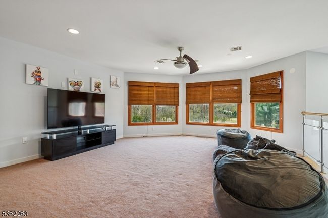 5 Holdman Pl, House other with 6 bedrooms, 5 bathrooms and null parking in Millstone Twp NJ | Image 20