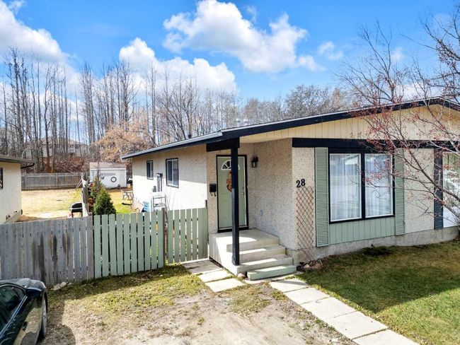 28 45 Street Crescent, Home with 4 bedrooms, 2 bathrooms and 2 parking in Sylvan Lake AB | Image 24
