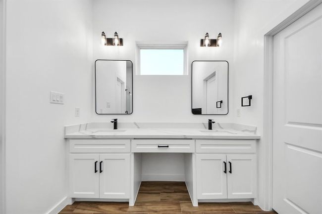 207 Manor Ave, House other with 3 bedrooms, 3 bathrooms and 2 parking in Arcola TX | Image 29