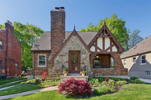 1549 Wittlou Ave, Cincinnati, OH, 45224-2154 | Card Image