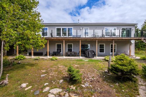 682 Dorcas Bay Rd, Tobermory, ON, N0H2R0 | Card Image