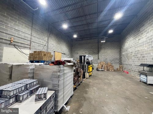 c-9203 Enterprise Ct, MANASSAS PARK, VA, 20111-4834 | Card Image