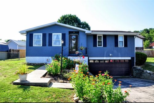 110 Manor Dr, Rostraver Twp, PA, 15089-9736 | Card Image