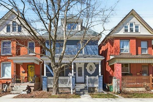 49 Cheever St, Hamilton, ON, L8L5R6 | Card Image