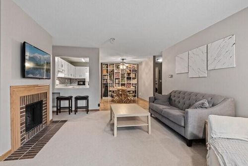 apt-113-10301 Cedar Lake Rd, Minnetonka, MN, 55305-3252 | Card Image