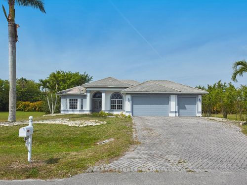 18307 Royal Hammock Blvd, NAPLES, FL, 34114-8910 | Card Image