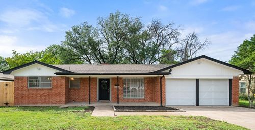 5816 Sandra Dr, Fort Worth, TX, 76133-2432 | Card Image
