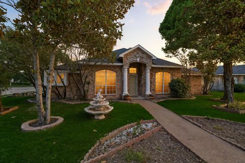 8301 Concord Dr, Rowlett, TX, 75089-2001 | Card Image