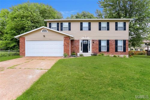 710 Westbridge Dr, Saint Peters, MO, 63376-3328 | Card Image