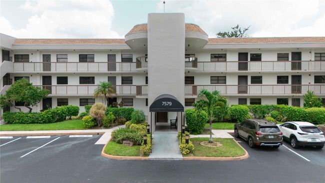 APT-205 - 7579 Nw 79 Th Ave, Condo with 2 bedrooms, 2 bathrooms and null parking in Tamarac FL | Image 27