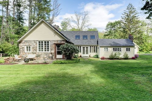 75 Church Hill Rd, Washington Depot, CT, 06794-1023 | Card Image
