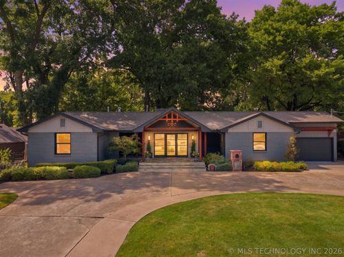 4650 Columbia Pl, Tulsa, OK, 74105-5208 | Card Image
