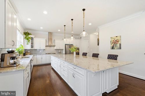 23817 Weathervane Pl, ASHBURN, VA, 20148-1781 | Card Image