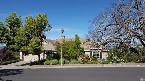 1161 Castle Oaks Drive, Napa, CA, 94558 | Card Image