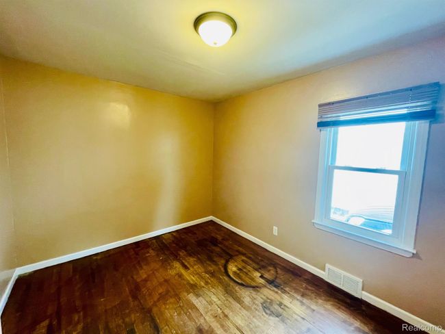 20817 Atlantic Ave, House other with 3 bedrooms, 1 bathrooms and null parking in Warren MI | Image 8