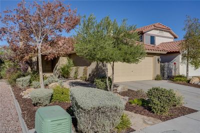 2434 Muirfield Avenue, House other with 3 bedrooms, 2 bathrooms and null parking in Henderson NV | Image 2